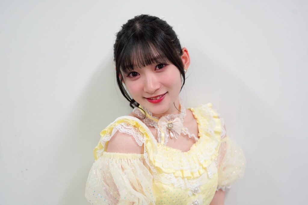 宮本佳林 個別握手会 東京 17部 1枚 8部　5枚 宮本佳林 - OTOTOY